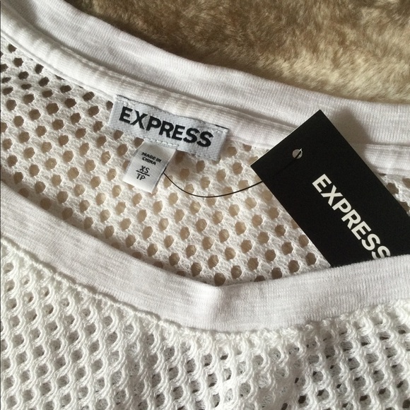 🆕 Express White Knit Mesh Top 💖 - Picture 4 of 7